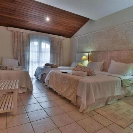 Hotel Fazenda Cachoeiras De Cavaru Vassouras ภายนอก รูปภาพ
