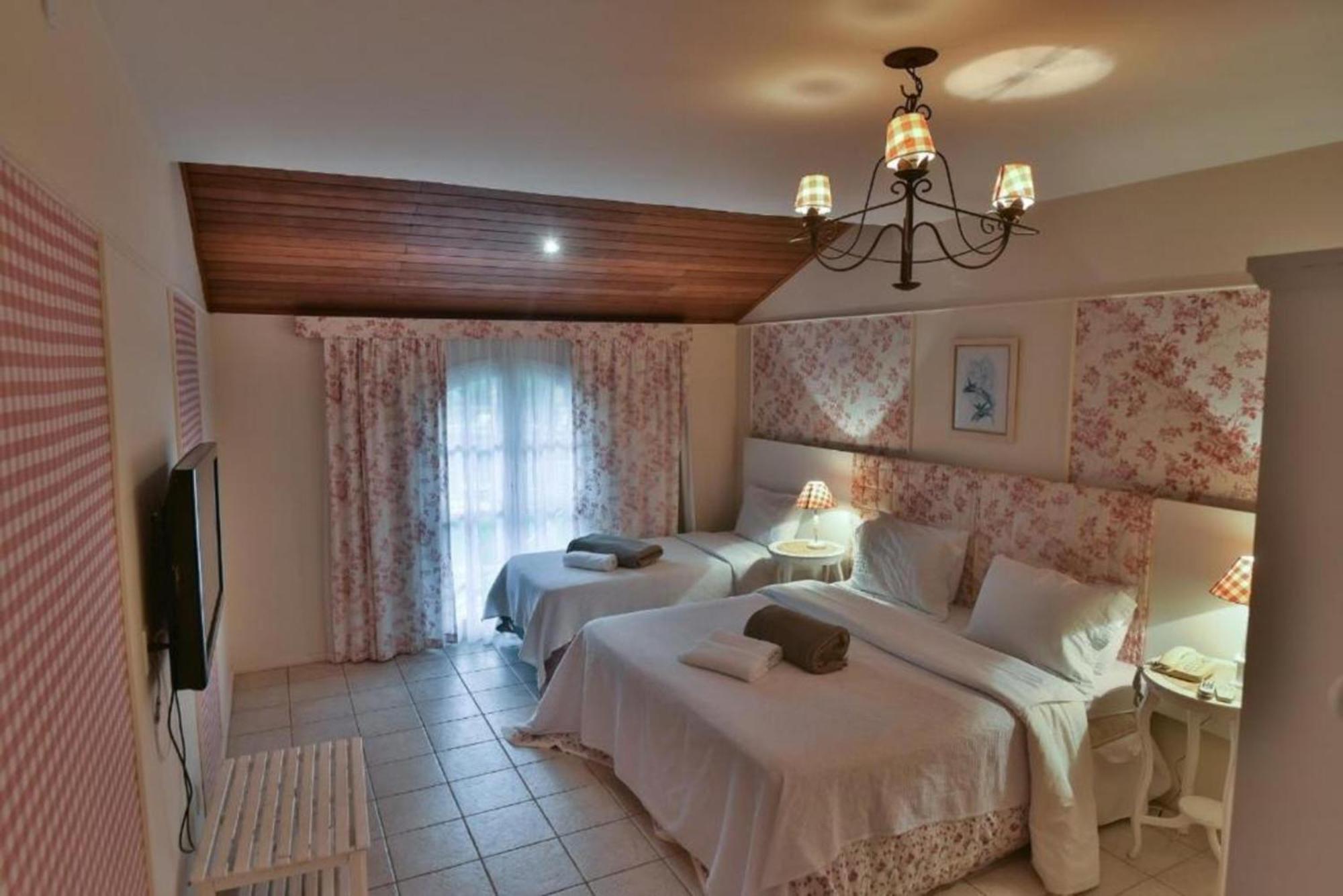 Hotel Fazenda Cachoeiras De Cavaru Vassouras ภายนอก รูปภาพ
